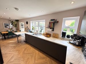 Photo 9- click for photo gallery